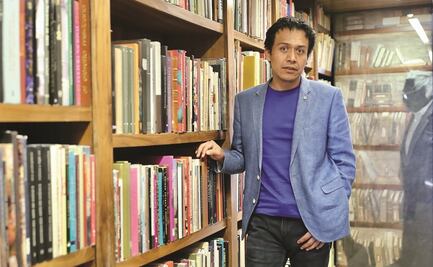 Marx Arriaga envía mensaje motivacional a maestros y diseñadores que rediseñan libros de la SEP gratis