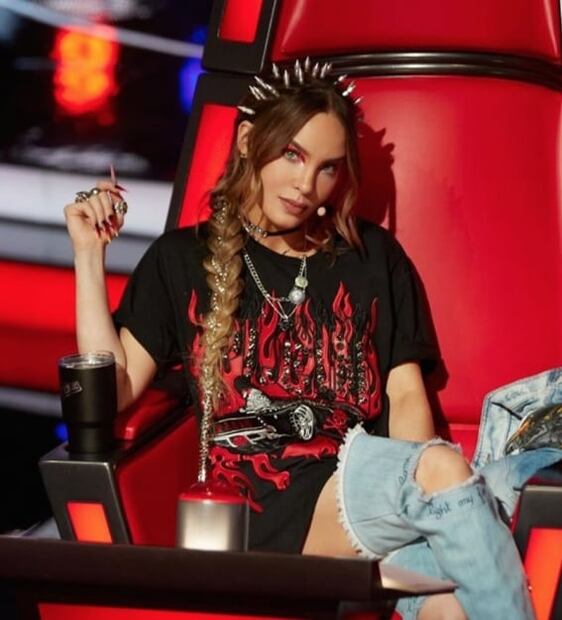 Belinda deslumbra con su pelo extra largo como Rapunzel