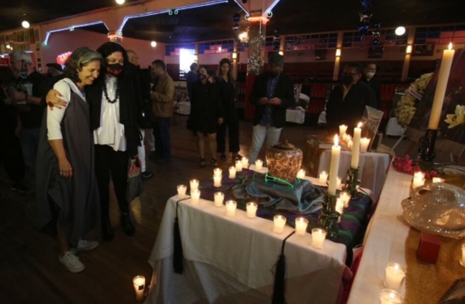 Una fiesta en el Salón Los Ángeles para celebrar a Lourdes Grobet