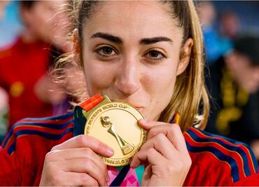 Olga Carmona y su emotivo mensaje tras ser campeona del mundo y la muerte de su padre
