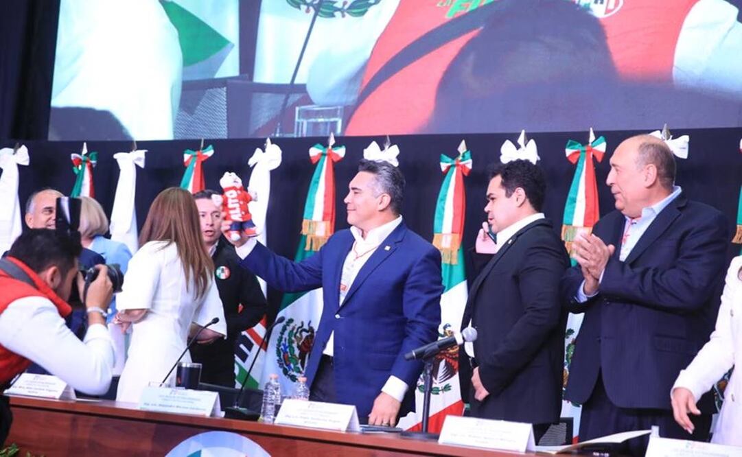 ¿Quiénes votaron en contra de ampliar el mandato de Alito Moreno?