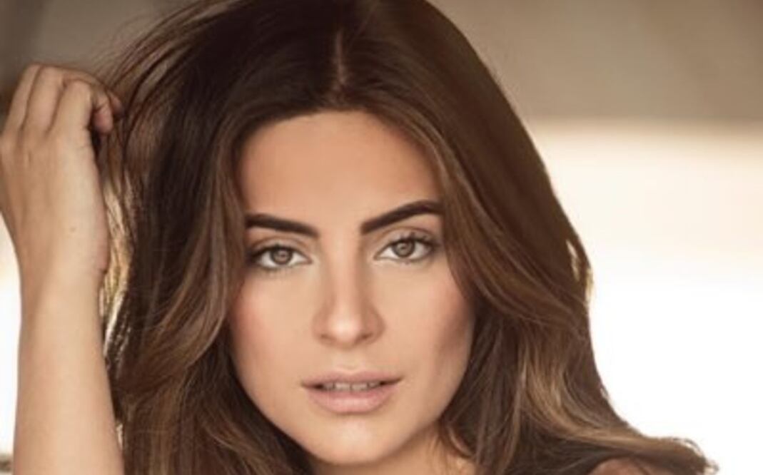 Ana Brenda Contreras siempre ha mantenido un look similar / Foto: Twitter @anabreco