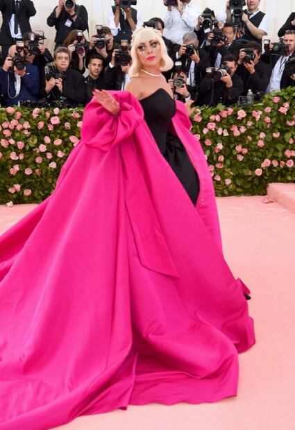 Lady Gaga sorprende con cuatro cambios de vestuario para la MET Gala 2019