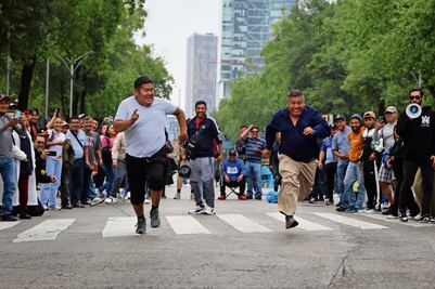 Bloquear Estadio Ciudad de México, objetivo de la CNTE