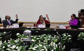 INE valida elección judicial; desestima uso de acordeones