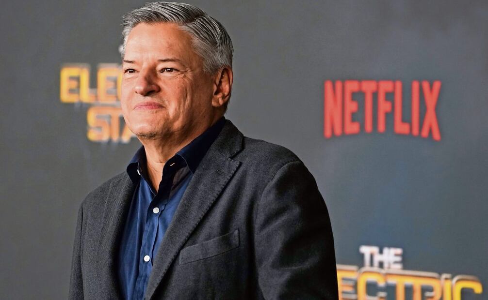 Ted Sarandos, co-CEO de Netflix, dijo que la integración con Warner Bros. hará más fuerte a la plataforma y favorecerá a los consumidores. Foto: AP