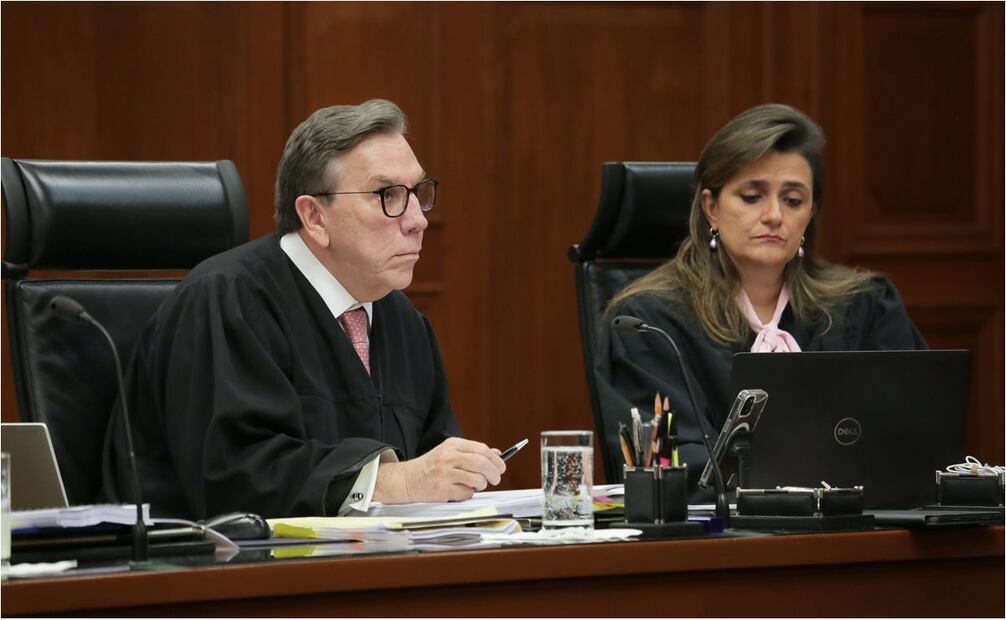 Javier Laynez Potisek y Ana Margarita Ríos Farjat, ministros de la Suprema Corte de Justicia de la Nación en sesión para invalidar una parte de la reforma judicial este 5 de noviembre del 2024. Foto: Especial