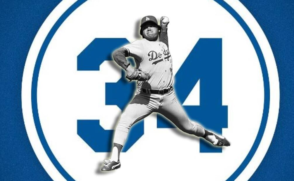 Más allá de las 11 temporadas en las que mostró su talento en el terreno para los Dodgers, tras su retiro, Valenzuela tomó el micrófono y por los últimos 22 años como locutor en español del conjunto angelino, que el año pasado retiró el número 34 que utilizó el estelar serpentinero mexicano en su etapa como jugador. Foto: Especial
