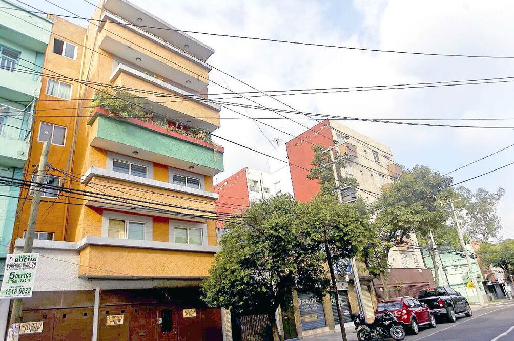Habitantes del edificio donde ocurrió el multihomicidios prevén reforzar los requisitos para la renta de los departamentos (FERNANDO RAMIREZ. EL UNIVERSAL)