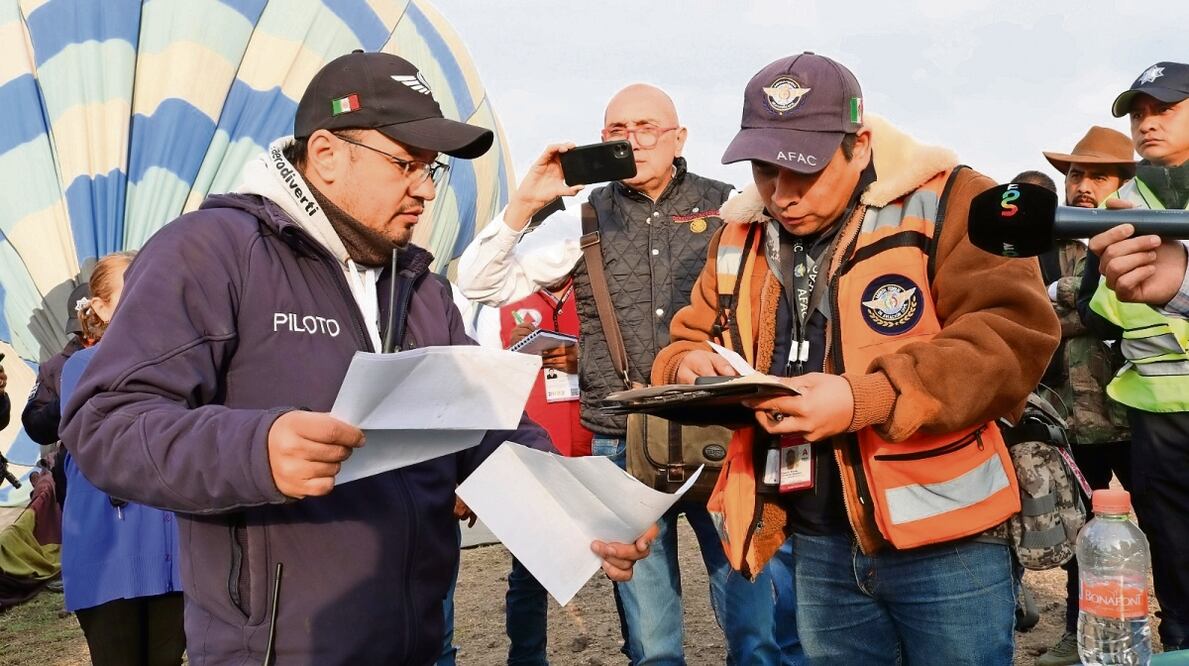 Autoridades cotejaron que las firmas se apeguen a normas