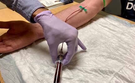 Canadá pone fin a polémicas restricciones para que personas homosexuales puedan donar sangre 