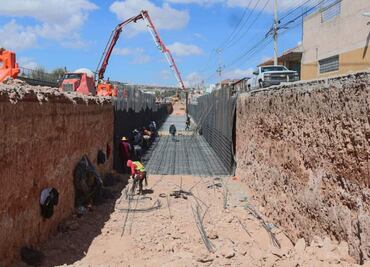 Gobernador de Hidalgo se compromete a solucionar problema de inundaciones; pide a la población no tirar residuos