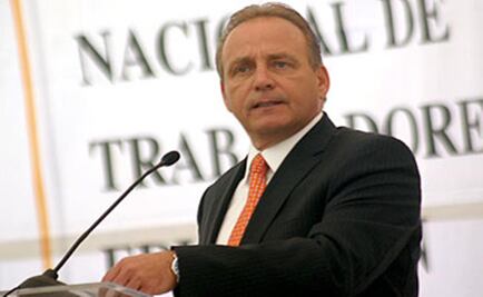 Policía Nacional de España reconoce colaboración del CISEN