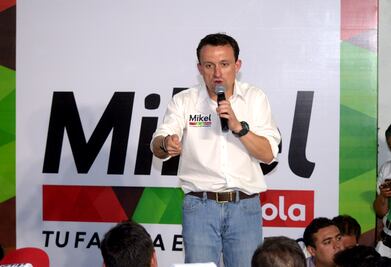 Presume equipo de Mikel supuestos 400 mil votos de ex perredistas