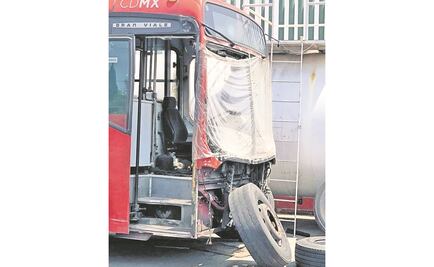 En crisis, Línea 2 del sistema Metrobús