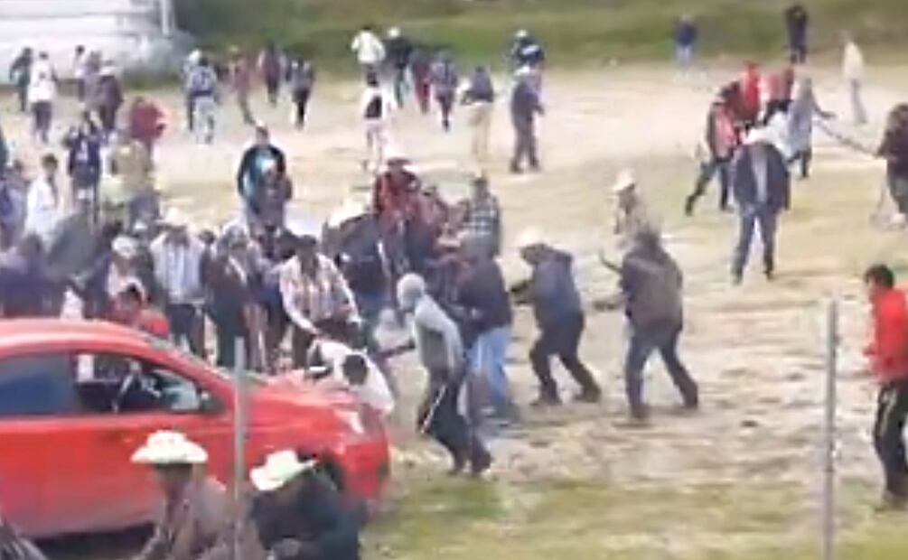 Enfrentamiento armado en Texcaltitlán. Foto: Especial