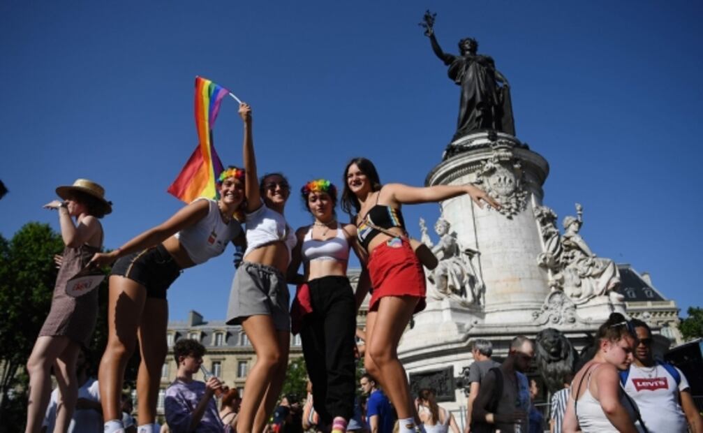 Así marchan por el orgullo gay alrededor del mundo