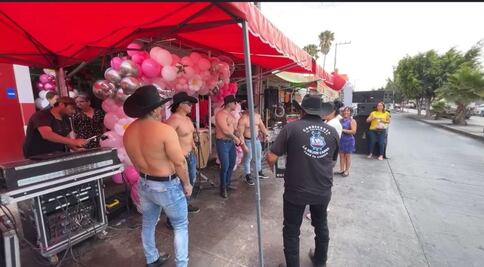 Carnicería en San Luis Potosí celebra el Día de las Madres con strippers; también hubo banda de música norteña