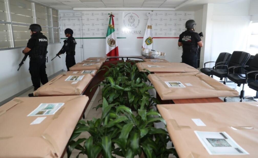 El día que Winckler presentó obras de arte decomisadas a Duarte; incluía una copia del acta de Independencia