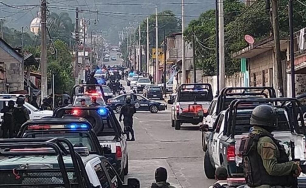 Entregan despensas en Veracruz a nombre de presuntos integrantes del CJNG