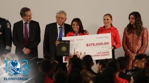 No nos colgamos sus medallas, AMLO a deportistas