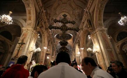 Detienen en Los Ángeles a miembros de iglesia filipina que estafaba migrantes