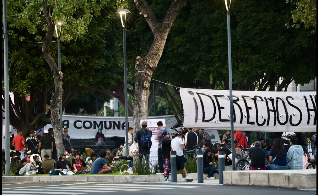Los vecinos denuncian que, además del consumo de cannabis, han presenciado actos de rapiña, riñas, e incluso vandalismo en los alrededores. Foto: Valente Rosas/EL UNIVERSAL