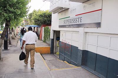 SuperISSSTE anuncia 10% de descuento en época decembrina para sus compradores; vamos a apapachar a las personas, dice Batres