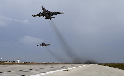 France, Russia strike Islamic State in Syria