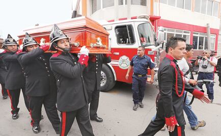 Bomberos de Tultepec “murieron como héroes”