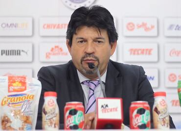 Cardozo presenta la despensa de Chivas