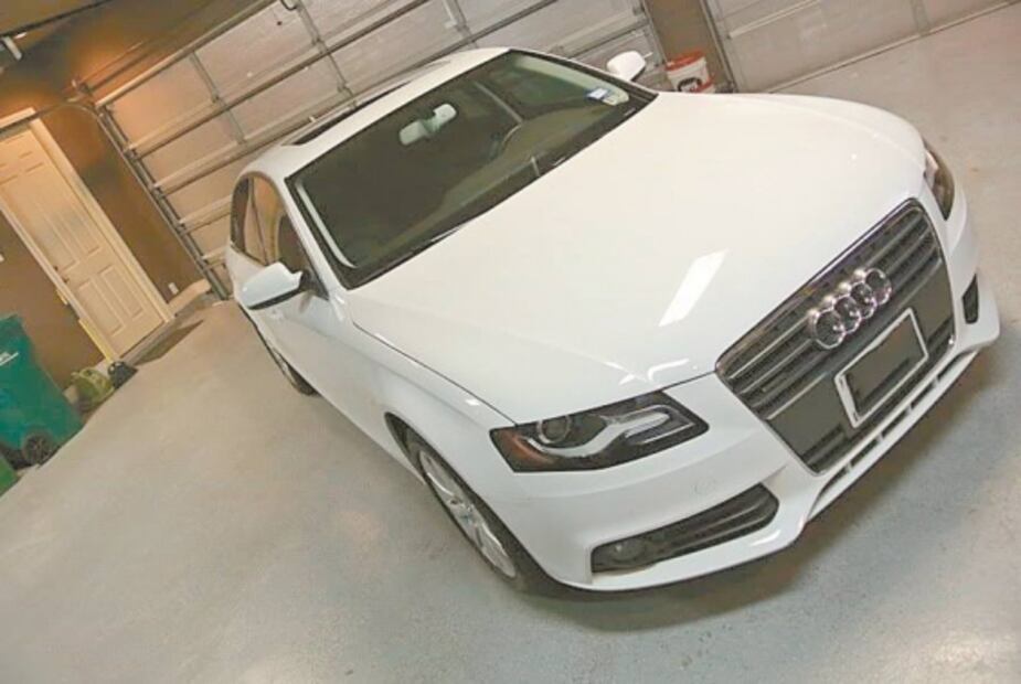 Hijo de senador “Napito” presume 31 vehículos