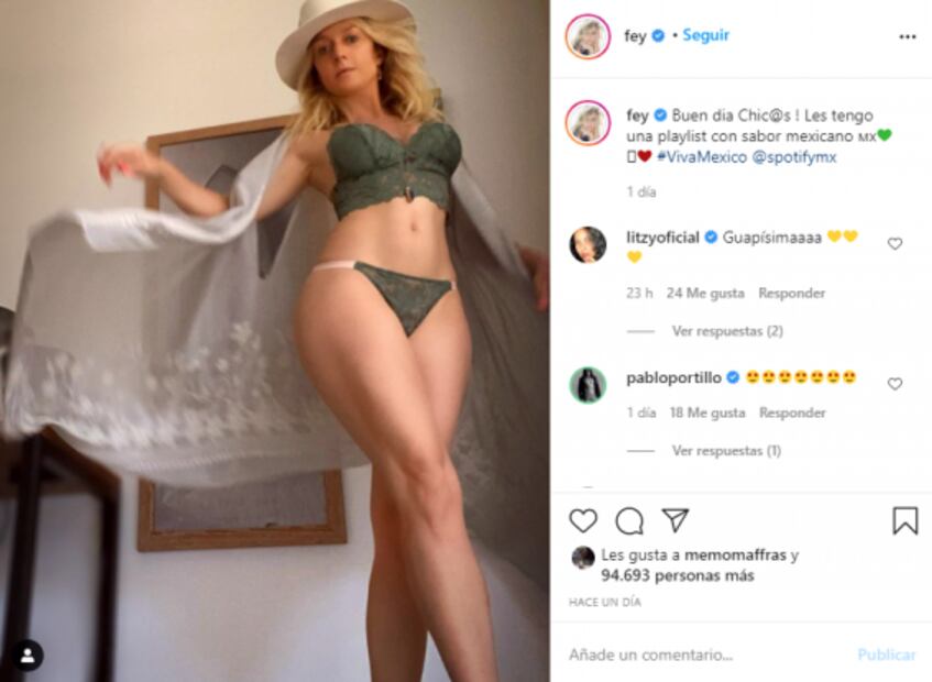 Fey lleva la lencería más cómoda para estar en casa y se ve espectacular