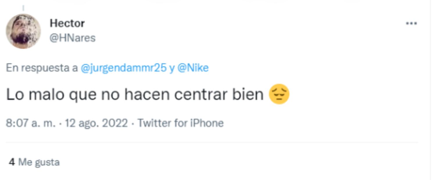 Jürgen Damm presume zapatos y la afición lo "bulea" y le pide mejor aprender a centrar
