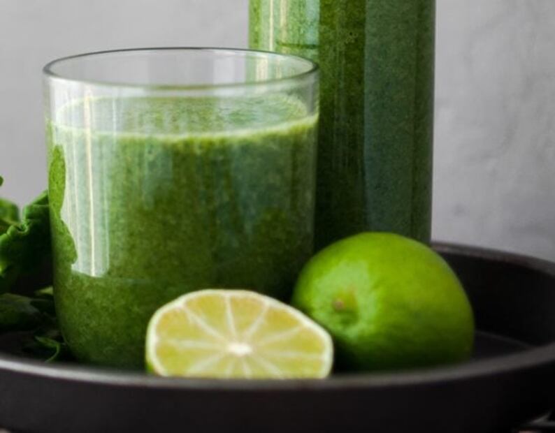 Quema grasa con este jugo de pepino y limón