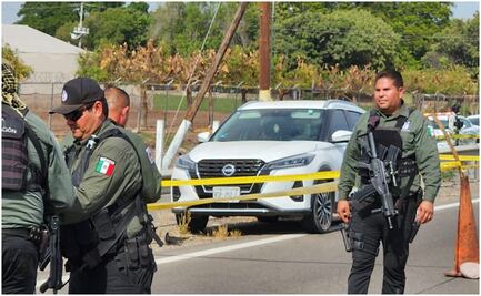 Hallan 6 cuerpos en camioneta abandonada sobre carretera Culiacán-El Dorado; estaban en la cajuela y asiento trasero