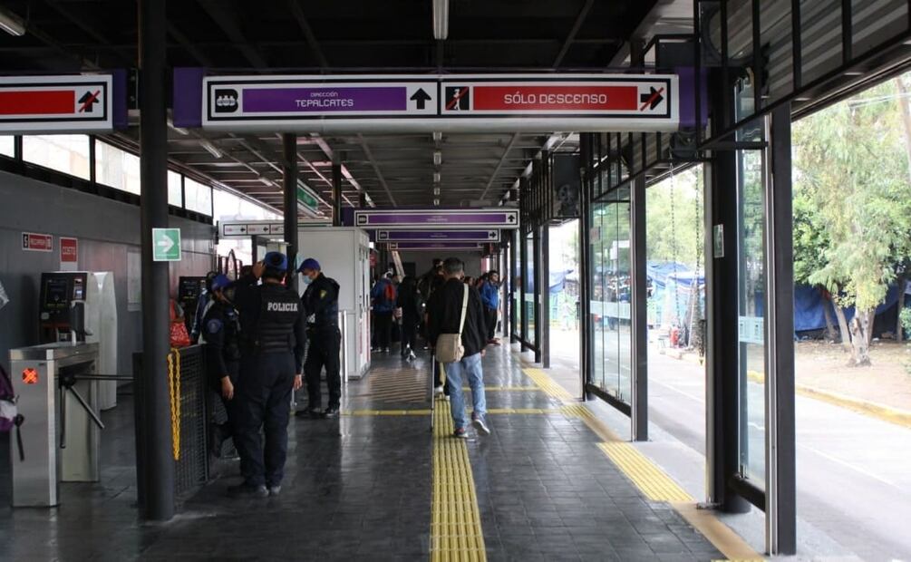 Metrobús Tacubaya, Línea 2. Foto: Especial