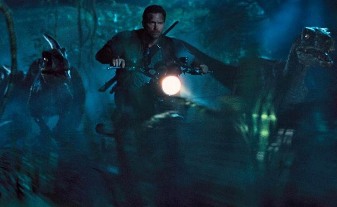 Una de las cintas más lucrativas de la historia cuenta con el actor de moda, Chris Pratt, muy bien acompañado de Bryce Dallas Howard. FOTO: AP