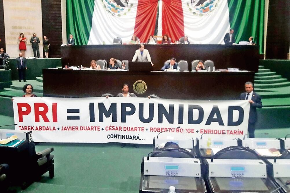 Como máquina automática de trámites, los diputados votaron inciativas y reformas que estuvieron atoradas durante el periodo ordinario. Uno de los temas más polémicos fue el del ex tesorero de Veracruz Tarek Abdalá. (HORACIO JIMÉNEZ. EL UNIVERSAL)