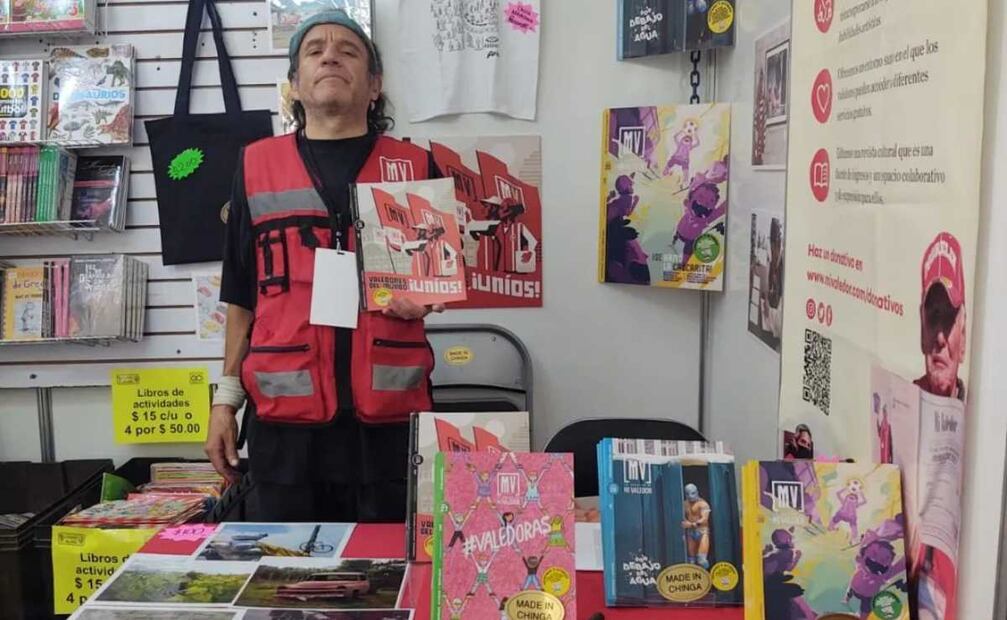 Venta de la revista "Mi valedor". Foto: Facebook Mi valedor