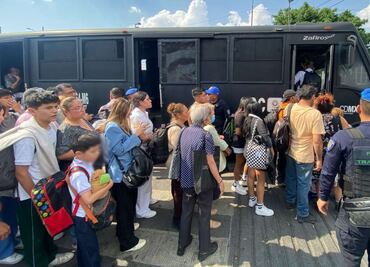 "Otra vez falló el Metro, qué mal servicio"; usuarios sufren calvario para movilizarse tras suspensión de operaciones en Línea B