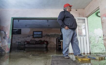 Luego de cuatro días de las inundaciones, viviendas en Xochimilco aún sufren los estragos del agua
