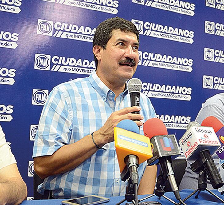 Javier Corral Jurado, aspirante a dirigir al blanquiazul, afirmó que el partido habrá de recuperar su espíritu rebelde que le dio origen. (ESPECIAL)