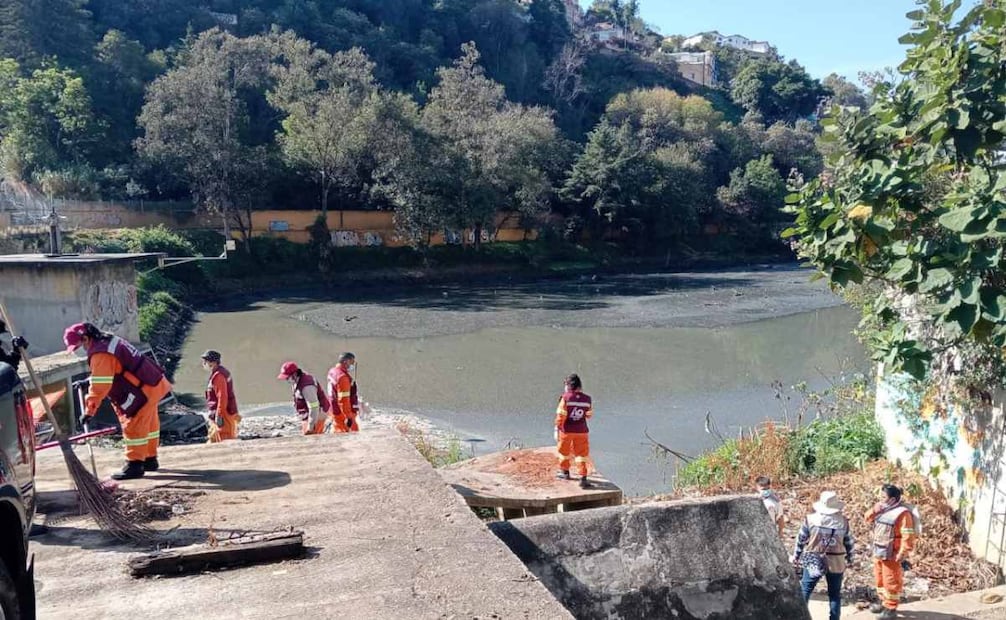 Alcaldía Álvaro Obregón despliega brigadas de salud en las colonias aledañas a la Presa Tequilasco.
Foto: Especial.