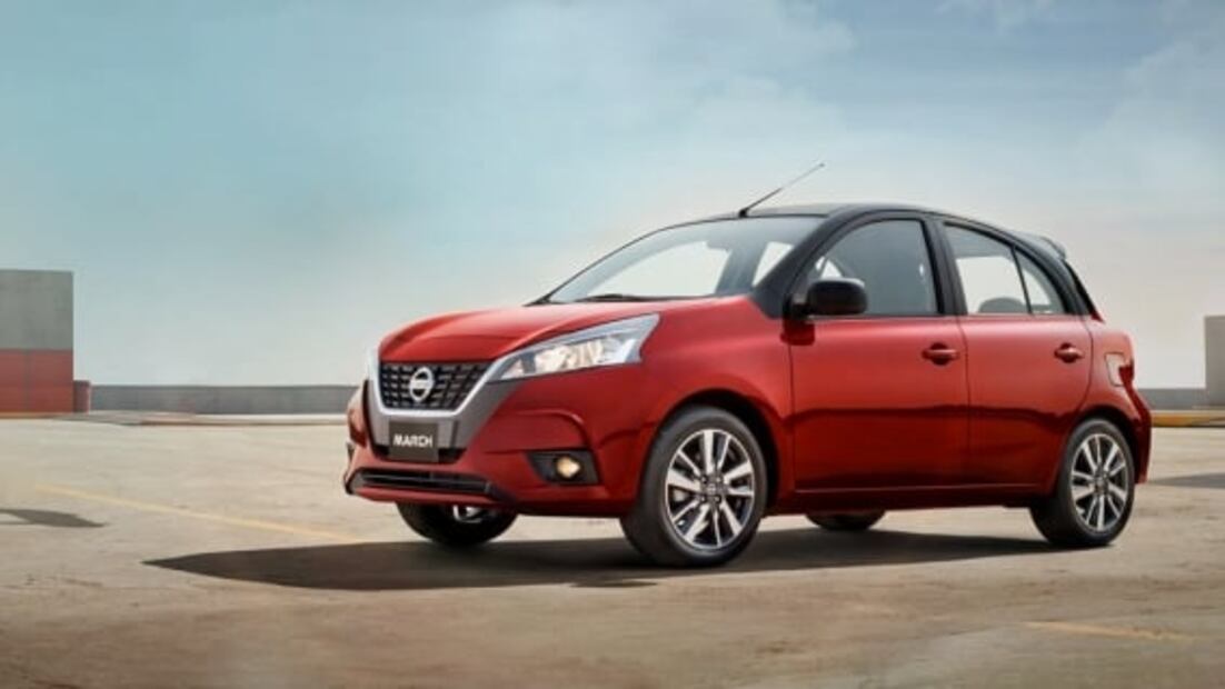 6 autos nuevos baratos por menos de $300 mil