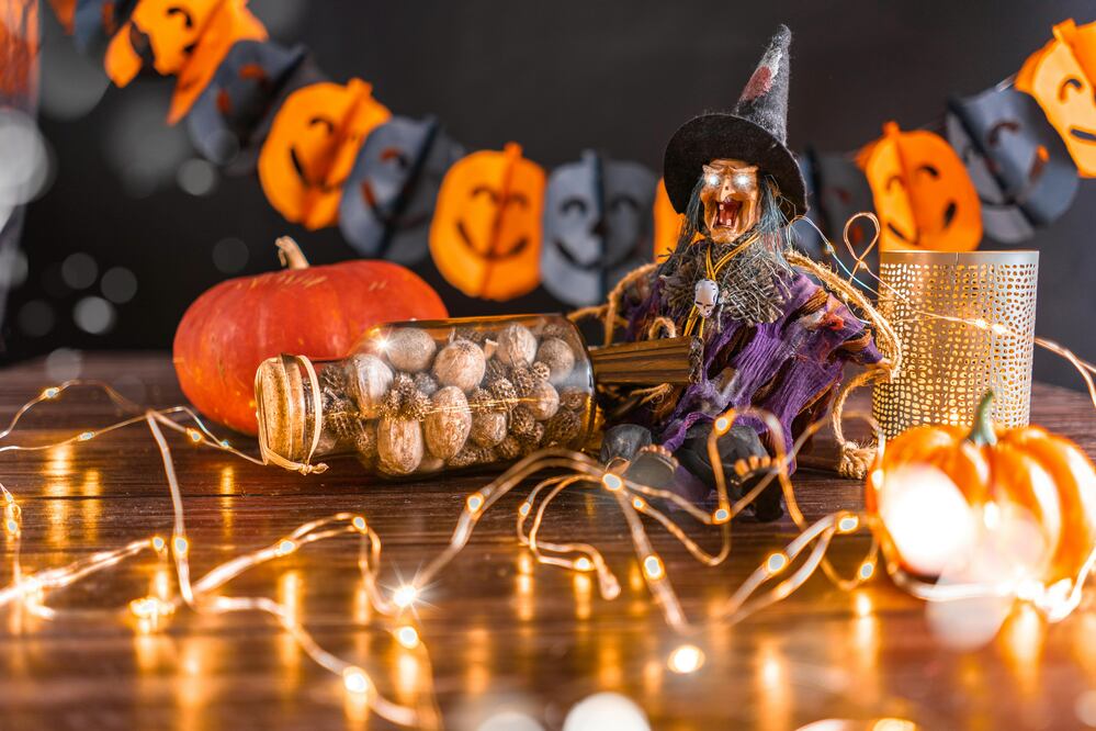 Compras de Haloween, Día de Muertos y Navidad. Foto: Pexels