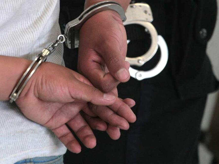 Wenceslao de Jesús Vergara fue uno de los funcionarios detenidos esta tarde en el exterior del Comité Estatal de Sanidad Vegetal de Hidalgo. Foto: Archivo