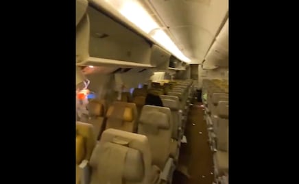 VIDEO: Un fallecido y 30 heridos por "fuertes turbulencias" en un vuelo de Londres a Singapur