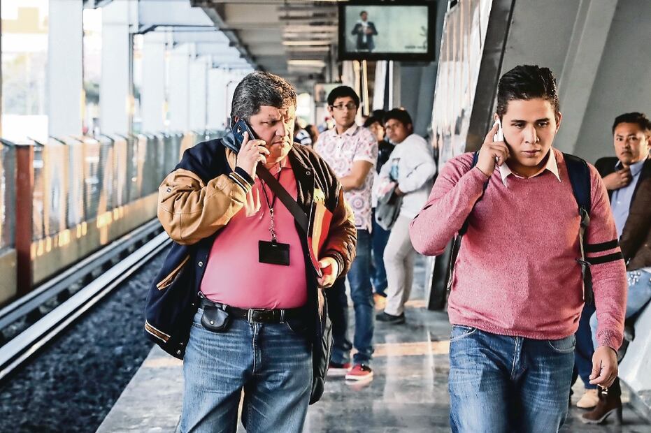 Anuncian nuevo registro a la telefonía móvil. Foto: Archivo / EL UNIVERSAL