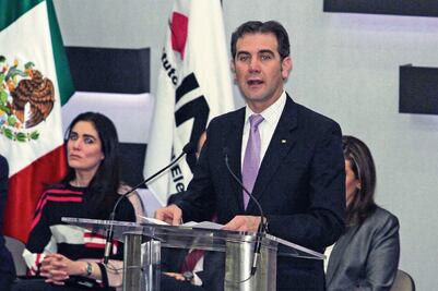 Gobiernos no deben interferir: Córdova 